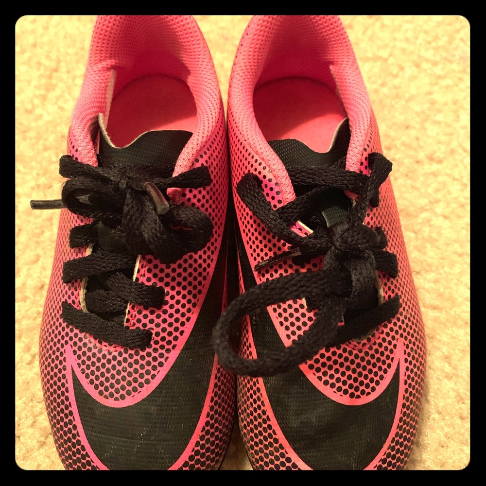 Toddler girls Nike cleats size 10